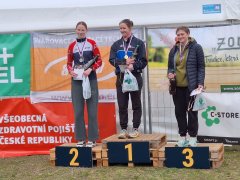 První jarní závody